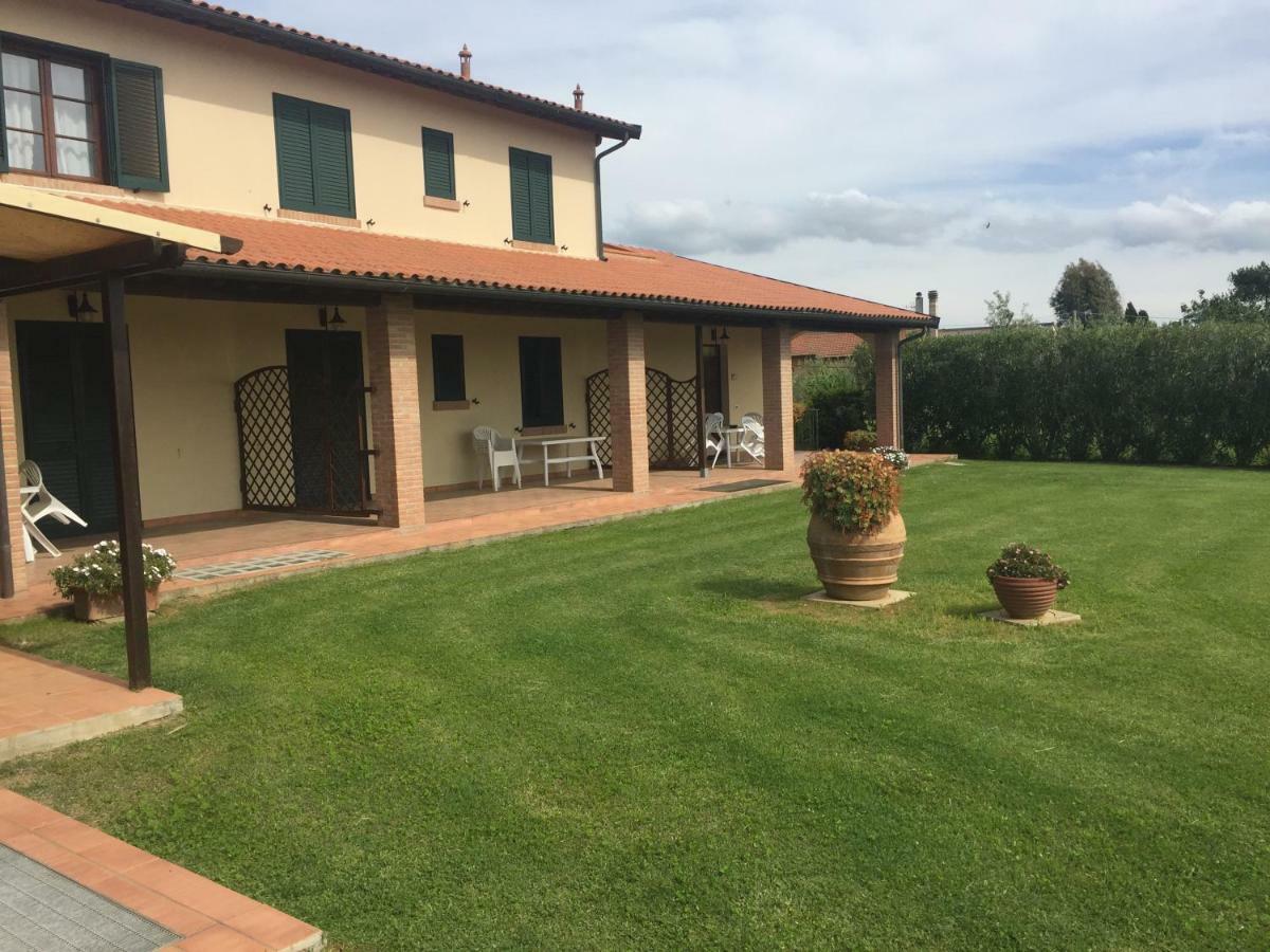 Villa Le Macine à Cecina  Extérieur photo